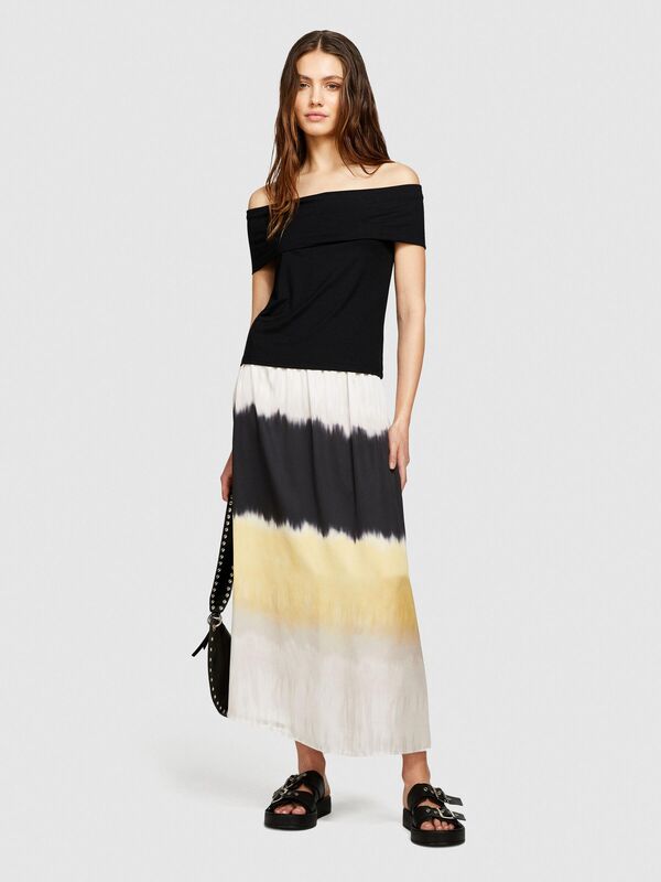 Viskoz Karışımlı Omzu Açık Dar Kesim T-Shirt Kadın Siyah T-Shirt - 324P33CALH00P