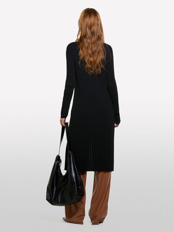 Sisley - Viskoz Karışımlı Önü Metal Kopça Kapamalı Uzun Hırka Kadın Siyah Hırka - 324A1WTHM6021