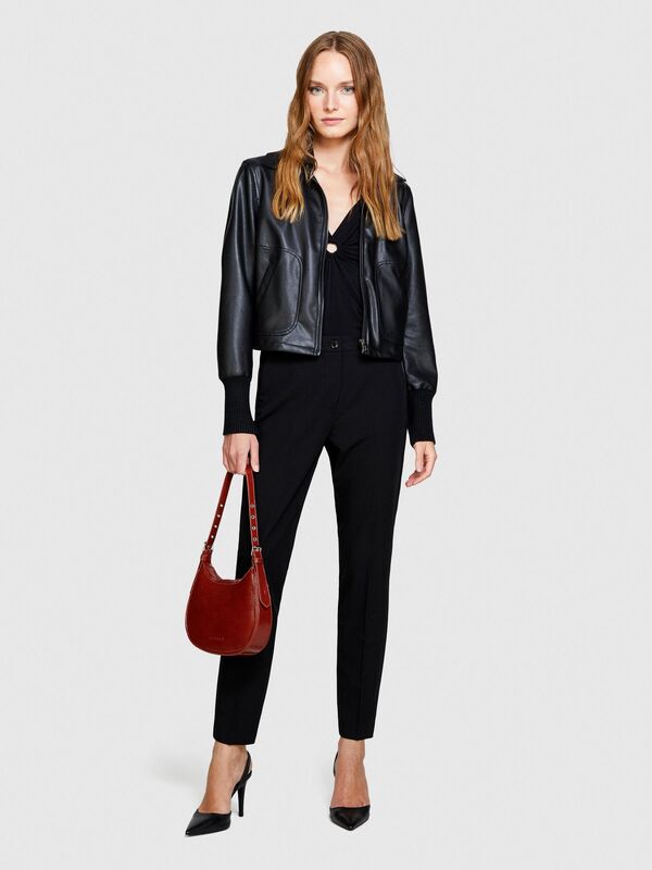 Viskoz Karışımlı Regular Fit Normal Bel Esnek Pantolon Kadın Siyah Pantolon - 323A4KVX55AE7