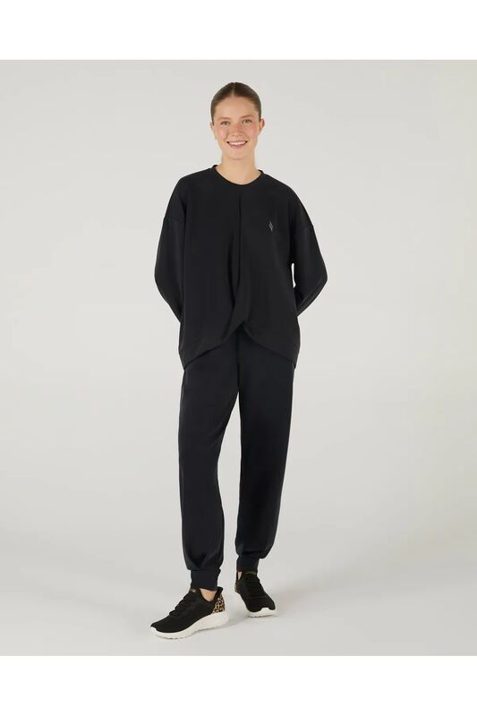 W Soft Touch Crew Neck Sweatshirt Kadın Siyah Sweatshirt - SKS242152