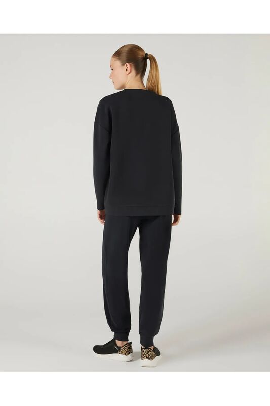 W Soft Touch Crew Neck Sweatshirt Kadın Siyah Sweatshirt - SKS242152