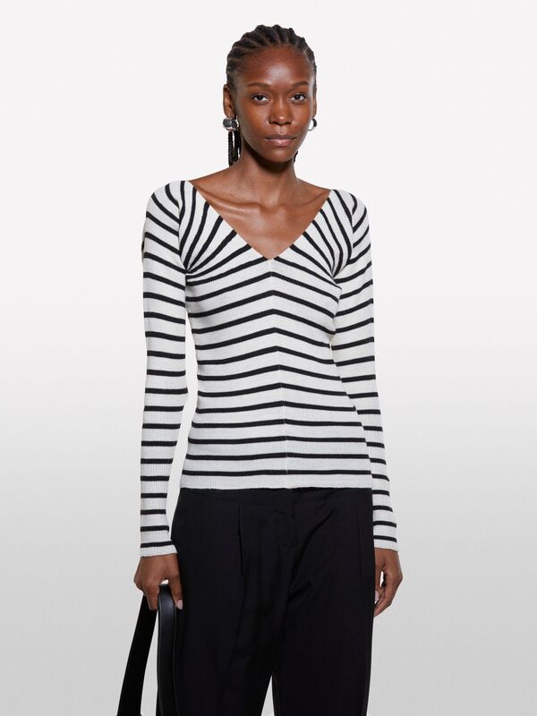 Yün Karışımlı Çizgili Önü Arkası V Yaka Kazak Kadın Siyah Mix Kazak - 324A109ZL4011