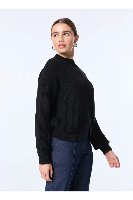 Yün Karışımlı Düşük Omuz Normal Kesim Kazak Kadın Siyah Kazak - 324A136WM105B