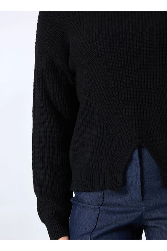 Yün Karışımlı Düşük Omuz Normal Kesim Kazak Kadın Siyah Kazak - 324A136WM105B