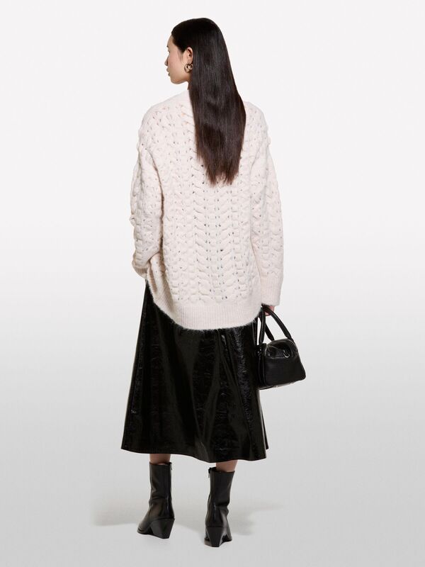 Sisley - Yün Karışımlı Üç Düğmeli Geniş V Yaka Hırka Kadın Bej Hırka - 324A145YM6027