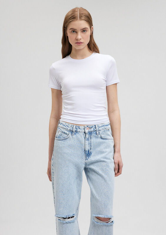 YUVARLAK YAKA BASIC TİŞÖRT Kadın Basic T-Shirt - M1600963 Beyaz