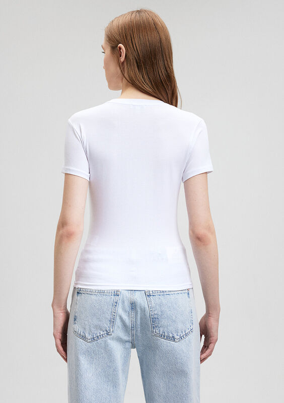 YUVARLAK YAKA BASIC TİŞÖRT Kadın Basic T-Shirt - M1600963 Beyaz
